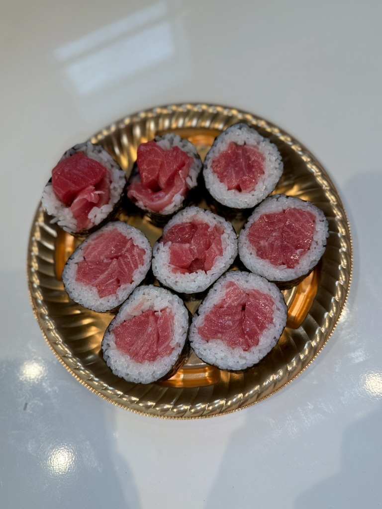 贅沢生本マグロ太巻き