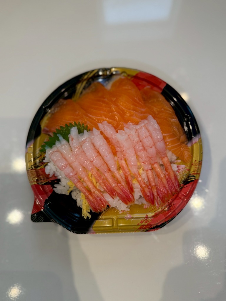サーモン甘えび丼